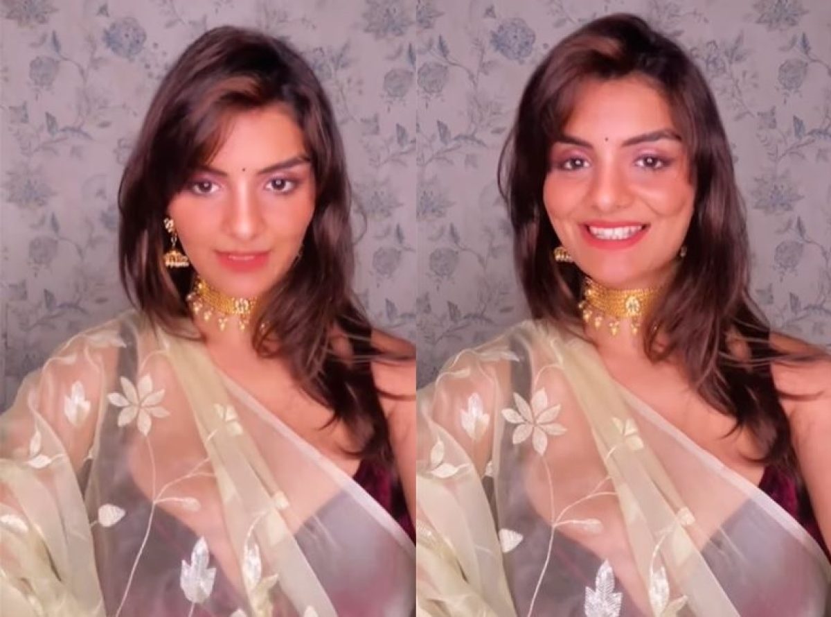 Anveshi Jain set the internet on fire in a bo*ld saree during a private live  session – watch video - informalnewz