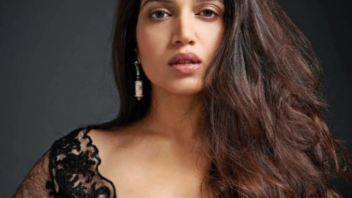 Actress Bhumi Pednekar graced herself with fieriness featured in Clovia  bralette for FHM Magazine Cover!, News, India