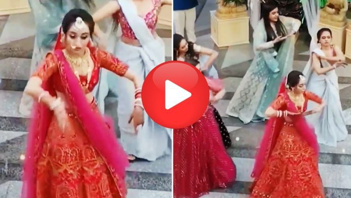 Bride robbed the gathering with her dance, the groom was stunned to see the dance - Watch