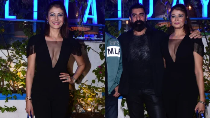 Pooja Batra was seen wearing a deep neck and transparent jumpsuit at the age of 46, seeing the boldness, the fans sweated!