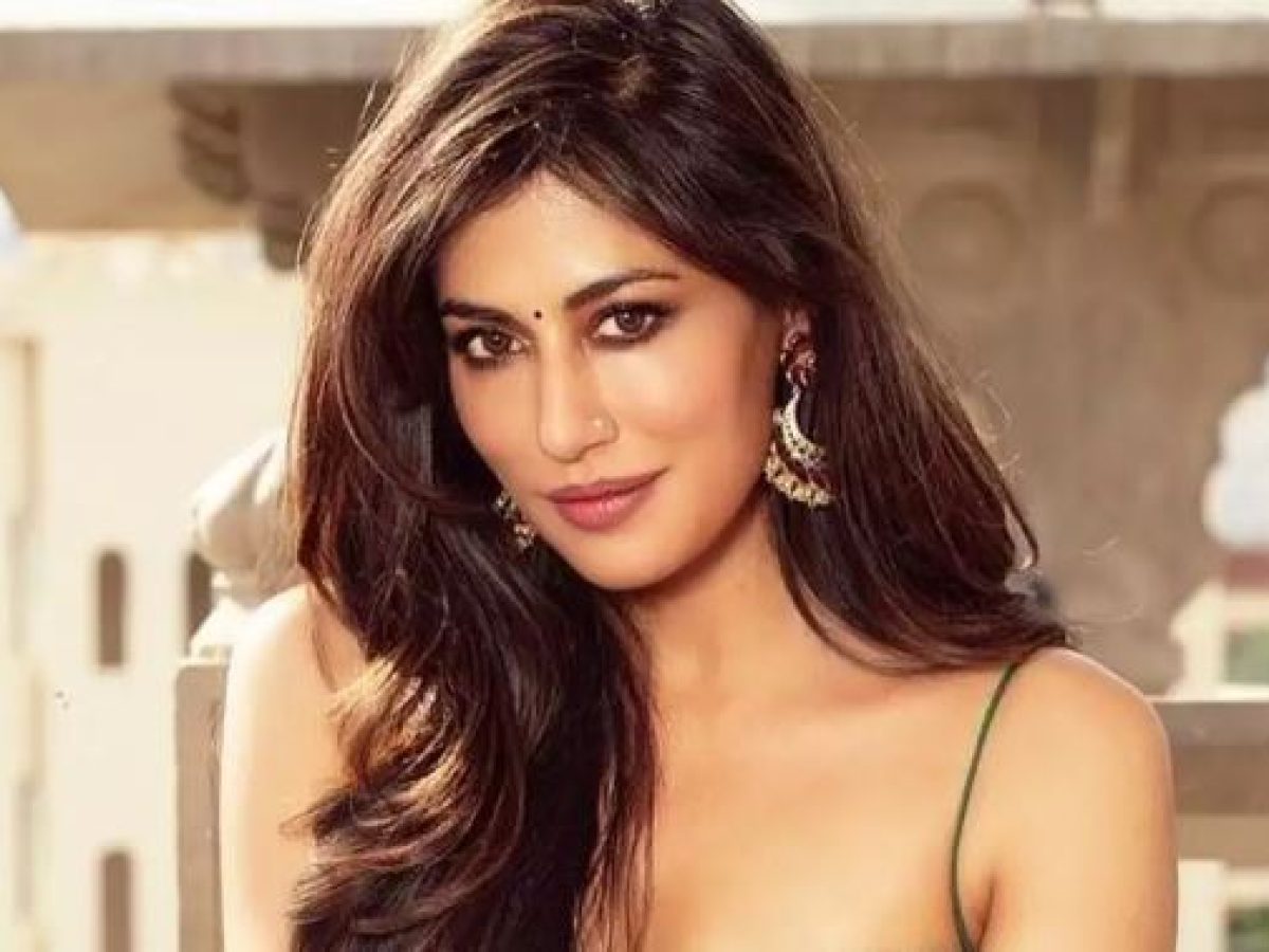 1200px x 900px - Chitrangada Singh crossed all limits of bo*ldness at the age of 46, wore a  transparent dress for a photoshoot, see photos - informalnewz