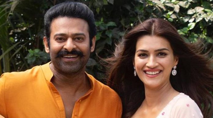 Prabhas proposes to Kriti Sanon, will the couple get engaged soon?