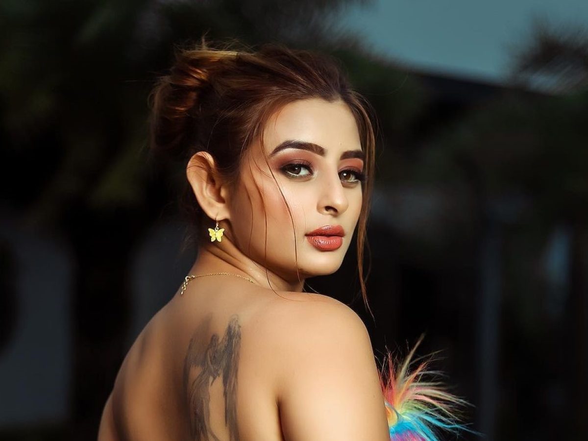 Ankita Dave Mms - After TikTok, this actress of Ullu App is making people crazy with her  bo*ld style on Insta, MMS also went viral - informalnewz