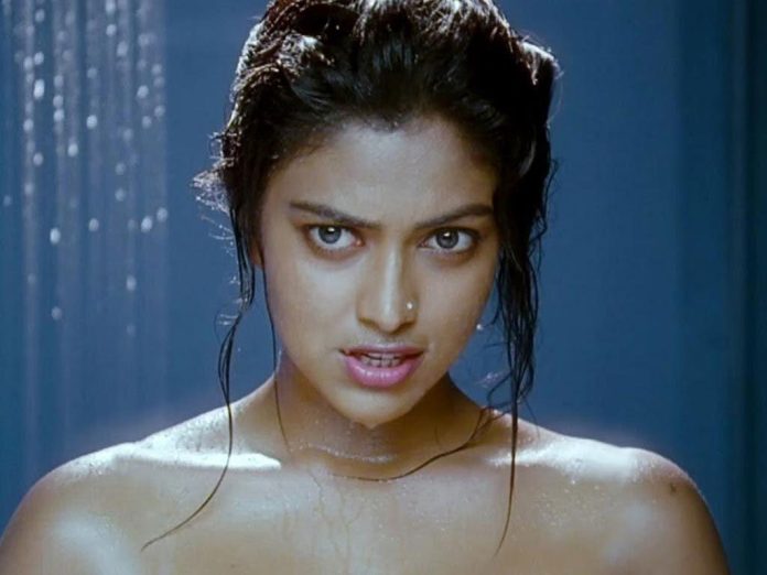 Amala paul bollywood debut with ajay devgn movie bhola, south actress bo*ld looks bikini viral