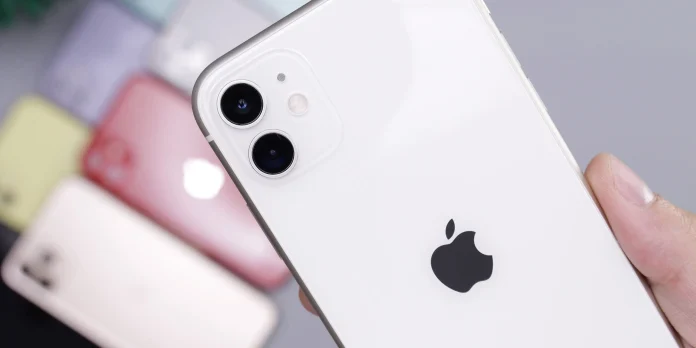 Buy iPhone 11 worth Rs 48,000 for Rs 27,000, Know where you are getting offers