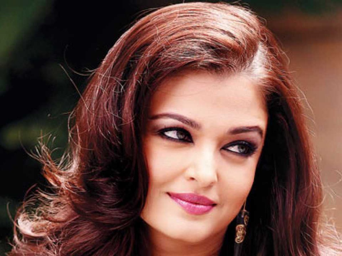 Aishwarya Aishwaryaxxx - Journalist asked Aishwarya Rai a dirty question about doing such a scene,  Angry actress said such a thing - informalnewz