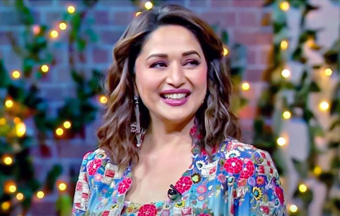 Madhuri Dixit danced on the song 'Ek Do Teen' at the award show, Anil Kapoor said such a thing after seeing the dance of the actress