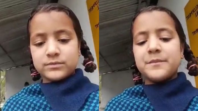 'Please Modi ji...' Jammu girl request with PM Modi, this cute video goes viral, watch.