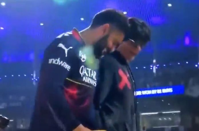 Shah Rukh Khan and Virat Kohli both dance fiercely on Jhoome Jo Pathan, video viral