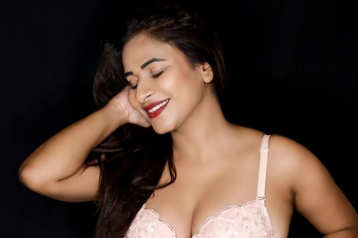 Namak web series on ULLU: Muskan Agarwal’s bewitching beauty ignites lusty desires in entire neighborhood, see release date here