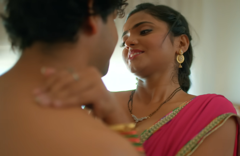 Dream Girl Bold Web Series Bharti Jha Crosses All Limits In This Web Series To Fulfill Her Lust