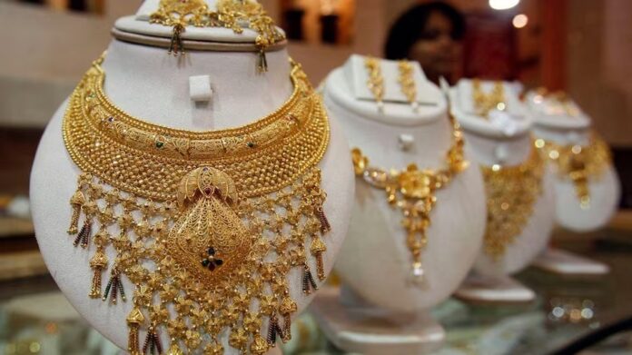 Gold Price Today Gold became costlier by Rs 35 and silver by Rs 117, check 10 gram GOLD latest rates