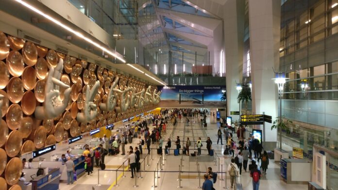 IGI Airport New Service Big News! Now smart phone is not necessary for DG travel, just for face recognition system this work will have to be done