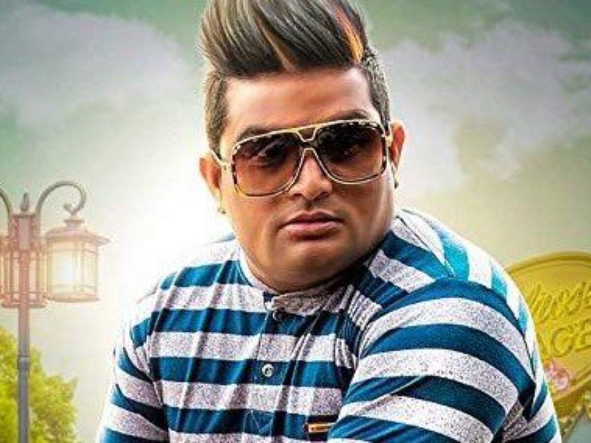 Gagan Kokri Punjabi Singer Hairstyle Wallpaper 09485 - Baltana