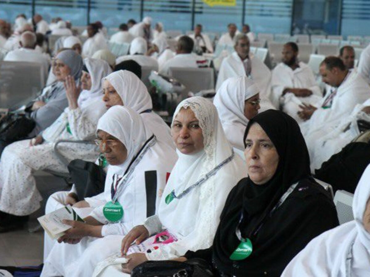 Women White Abaya for Hajj and Umrah | Zhaviah