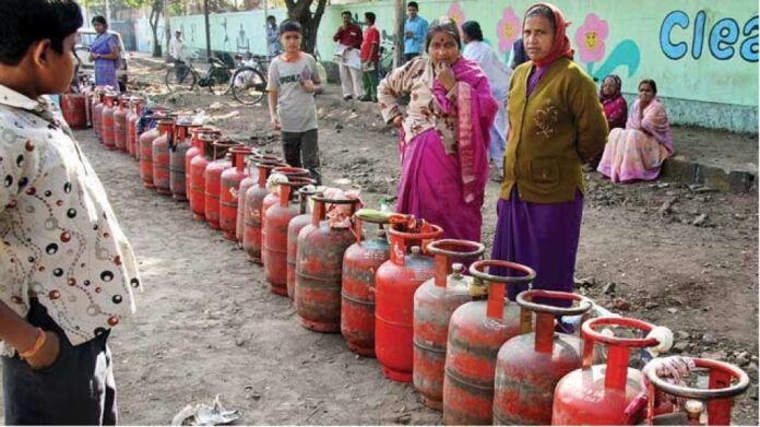 LPG Gas E-Kyc: Gas cylinders will not be available from June 1! Get e-KYC done quickly, only these 2 documents will be required
