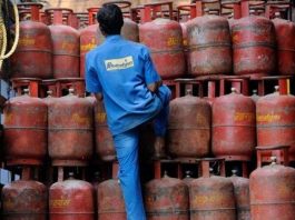 LPG cylinder: Accident insurance of up to Rs 50 lakh is available on LPG gas cylinder, know how to avail it
