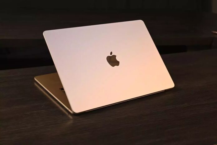 MacBook Air worth lakhs of rupees will be available at half the price, Amazon itself revealed