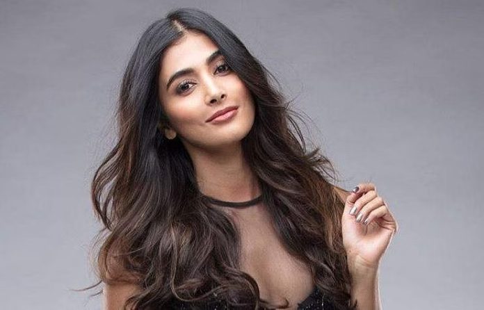 Actress Pooja Hegde had an argument in a club in Dubai, then received death threats?