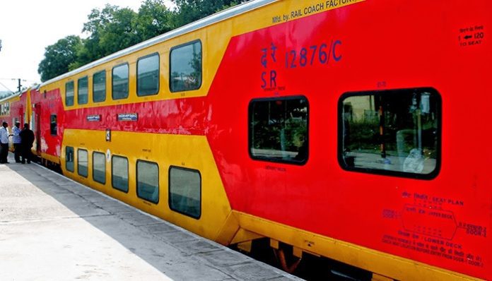 Train Passenger Compensation: Tejas Express delayed by 4 hours, now 1000 passengers will get this much compensation