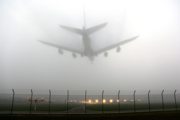 Weather Update: Flights diverted due to bad weather, speed of trains stopped, check updates before travelling.