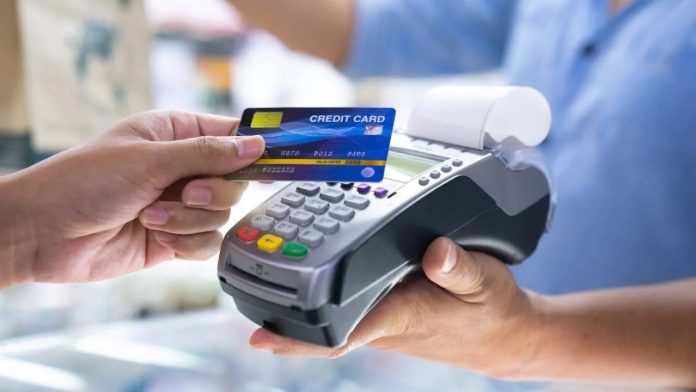 Credit Card Charges: Big news for credit card holders! These 5 big charges are levied on credit cards, even banks do not give information about them