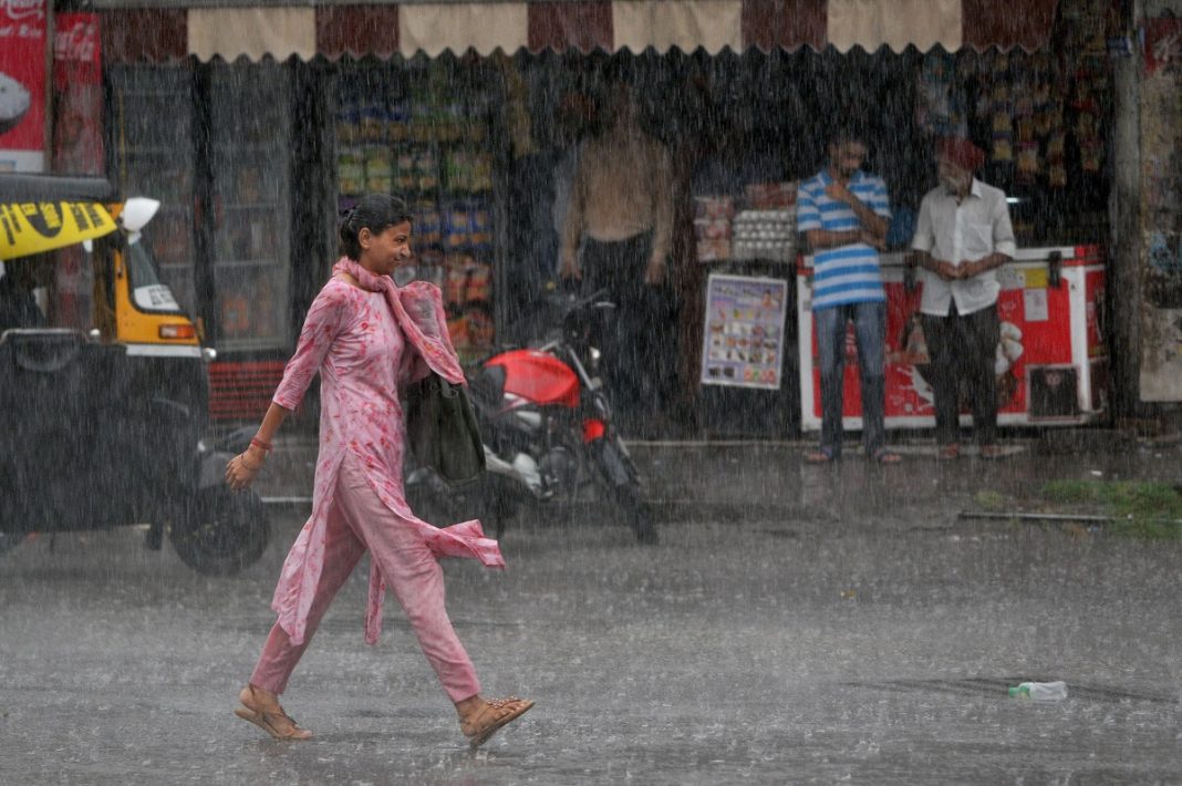 IMD Rainfall Alert: There will be heavy rain in these states ...