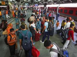 Platform ticket sales will be stopped at Delhi railway stations till November 6, know why such a decision was taken