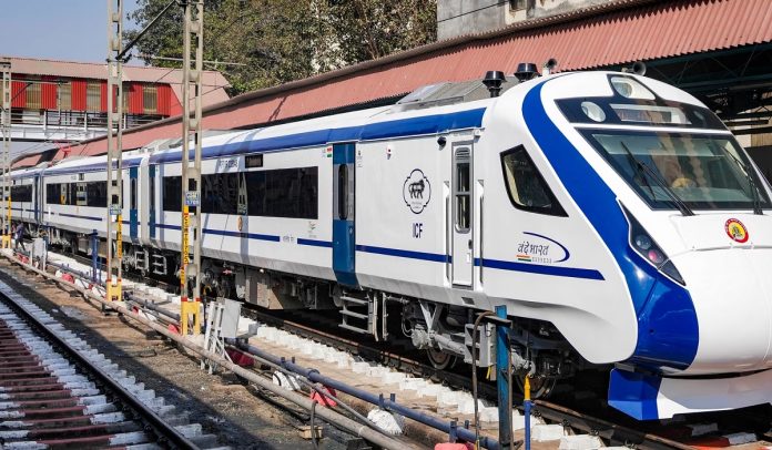 Vande Bharat Train: Now journey from Agra to Varanasi will be completed in just seven hours, new Vande Bharat train has been launched