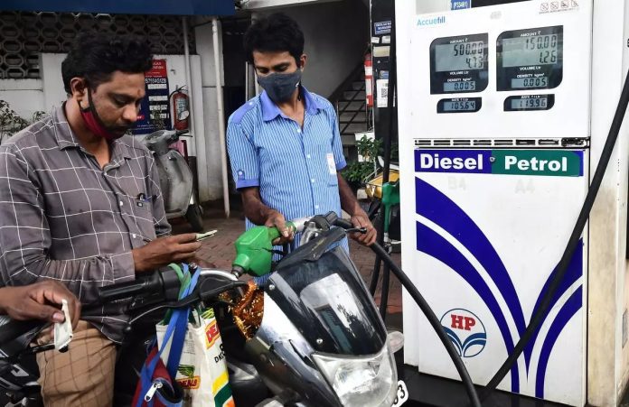 Petrol Diesel Prices: Changes in petrol and diesel prices from UP to Maharashtra, see latest rates