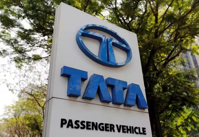 Tata Motors share price falls more than 9%; Know the new targets after Q4 results