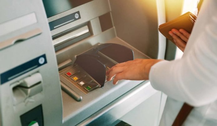 ATM Cash Withdrawal Limit: Cash withdrawal limit per day from SBI, HDFC, ICICI Bank ATMs