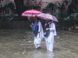 Rainfall Alert: Heavy rains in this state since late night, schools had to be closed