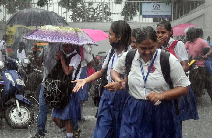 IMD issued heavy rain alert for these states, know the weather across the country