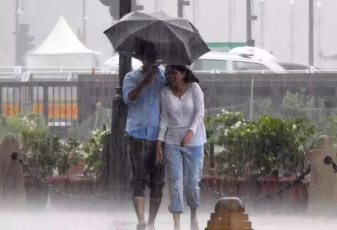 Rain Alert: Heavy rain alert in these 43 districts, know where the clouds will wreak havoc today