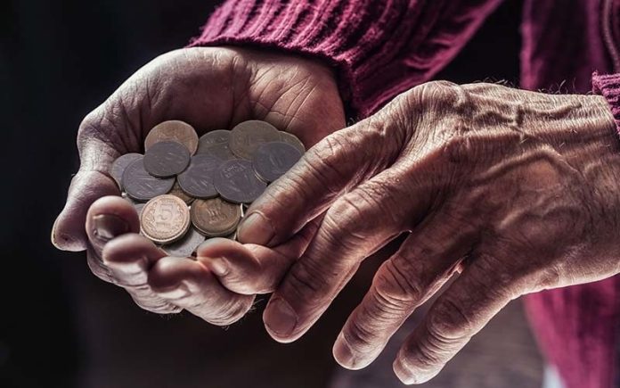 Senior citizens can invest Rs 9 lakh and get Rs 13.05 lakh fund, know through calculation