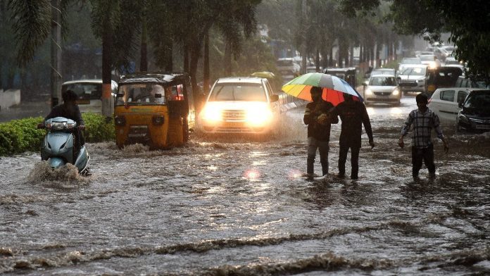 Heavy Rains Update: There will be heavy rain with thunder and lightning in 6 districts, know the latest weather update