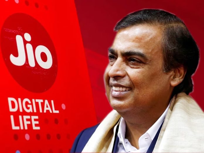 Mukesh Ambani's big announcement, Jio users will get free internet for 1 year! Take advantage like this