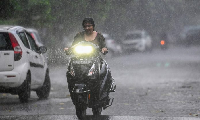 Rainfall Alert: There will be heavy rain in these 10 states till October 16, know the condition of your state