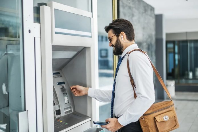 ATM cash withdrawal limit: SBI, HDFC, PNB, ICICI Bank customers can now withdraw this much cash