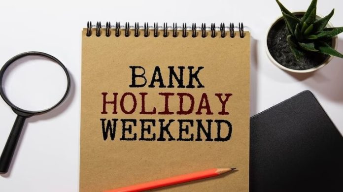 Bank Holidays Banks will remain closed for 3 days this week, check the holiday list