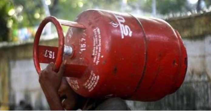 LPG Cylinder: Now ration card holders in this state will get gas cylinder for just Rs 450, rules changed