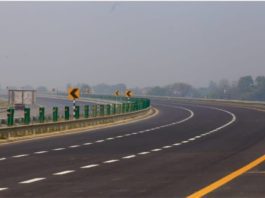 New Expressway: 700 km long new expressway between Gorakhpur and Shamli will pass through 22 districts.