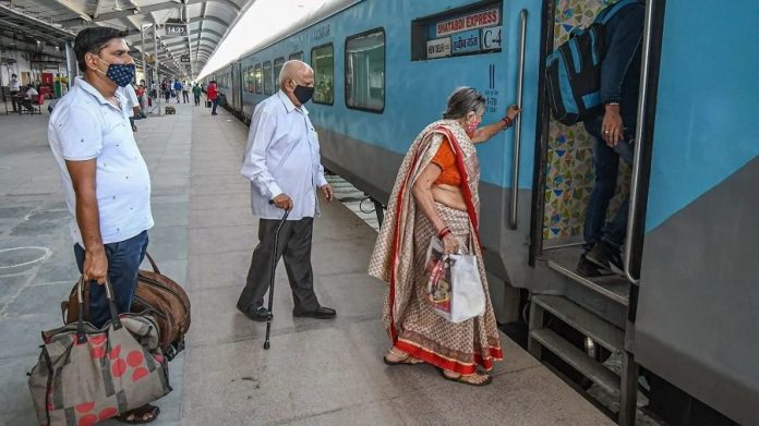 Railways Fare Discount: Senior citizens will get discount in railway fare? Government may announce