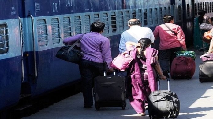 Railway luggage limit: Now you can travel by train with only this much luggage, check luggage limit