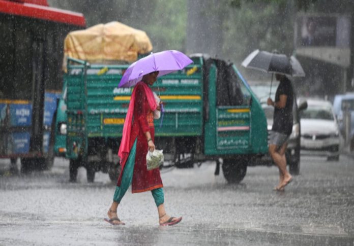 Weather Update: Heavy rain and storm can wreak havoc in these three states in the next 24 hours, IMD issues alert