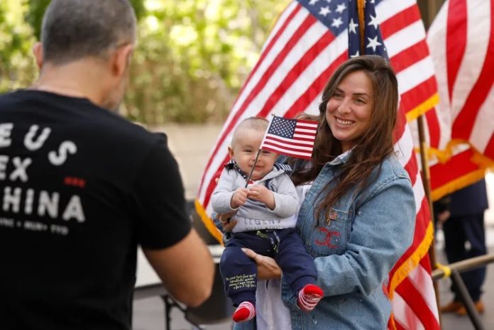 US Citizenship: Such children born in the US will not get citizenship, Indians will also be affected; the matter reaches the court