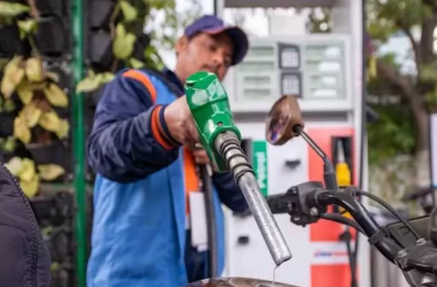 Petrol/Diesel Prices: Good news! Petrol and diesel have become cheaper, know the condition of your city