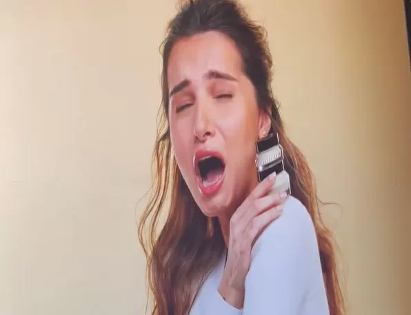 Tara Sutaria Shocking Video: Tara Sutaria's balance deteriorated during the photoshoot, she screamed; viral video