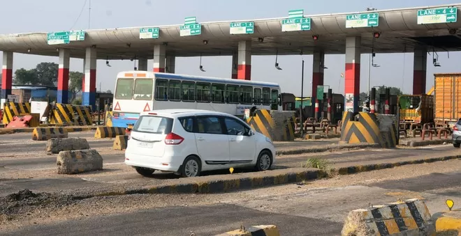 Toll Tax Prices Hiked: Up to 18% hike on Mumbai-Pune Expressway toll tax from April 1, check new prices here